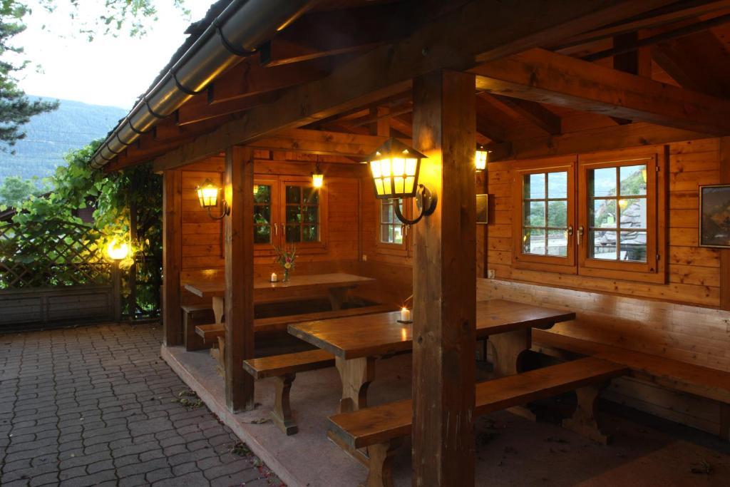 Visperblick 24-7 Parkplatz Und Fruehstueck Inkl Villa Ausserberg ภายนอก รูปภาพ